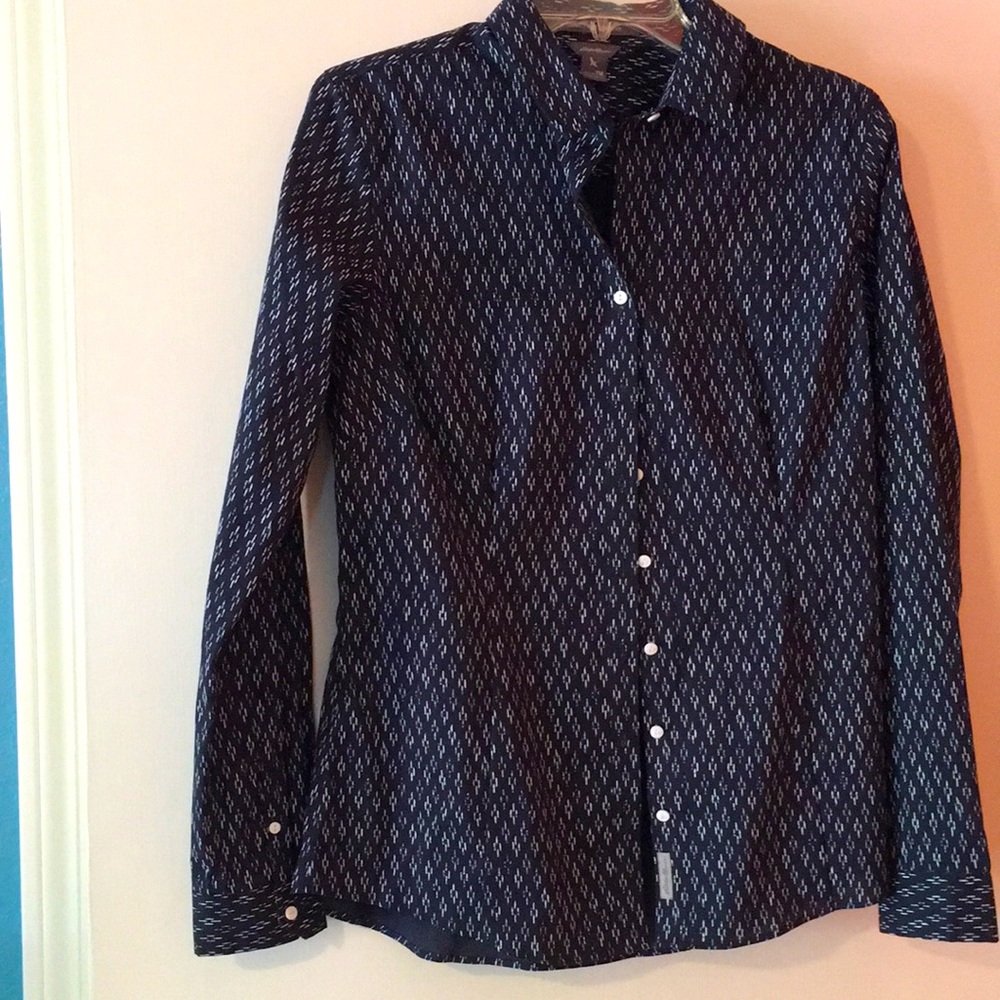 Tall Medium Eddie Bauer Wrinkle Free Shaped Fit